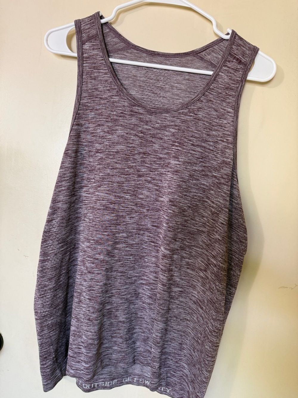 Lululemon tank